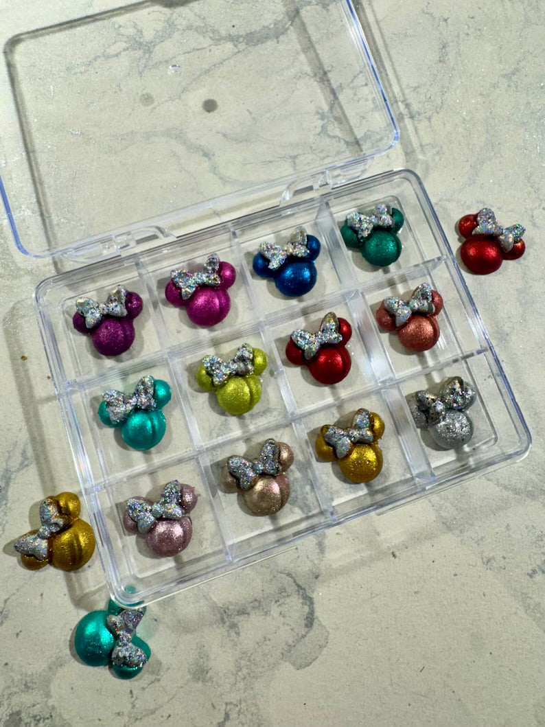 Chroma Watercolors - Minnie Mouse