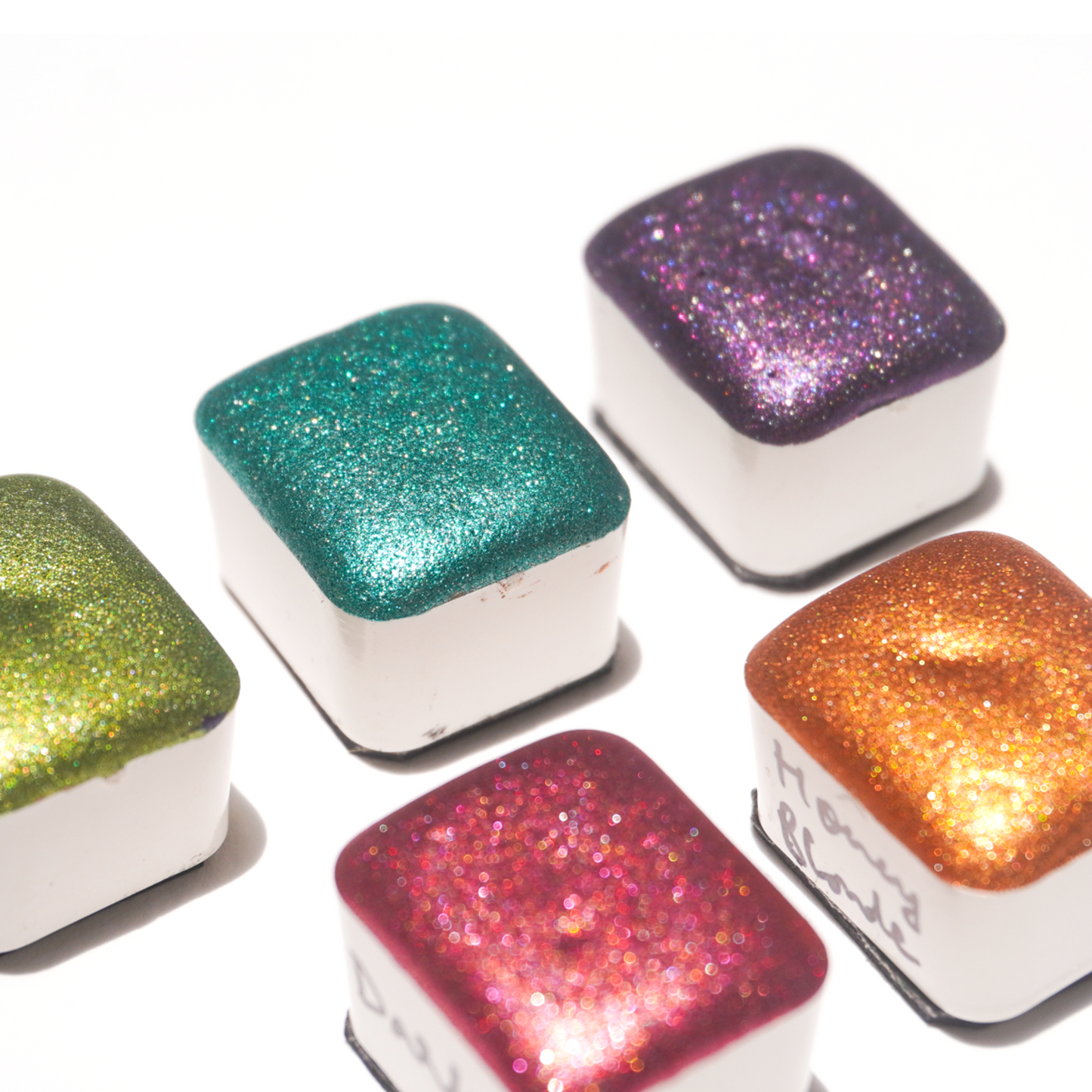 TheoryTheShop - Set FAIRY DUST de acuarelas artesanales súper brillantes HALF PAN (5)