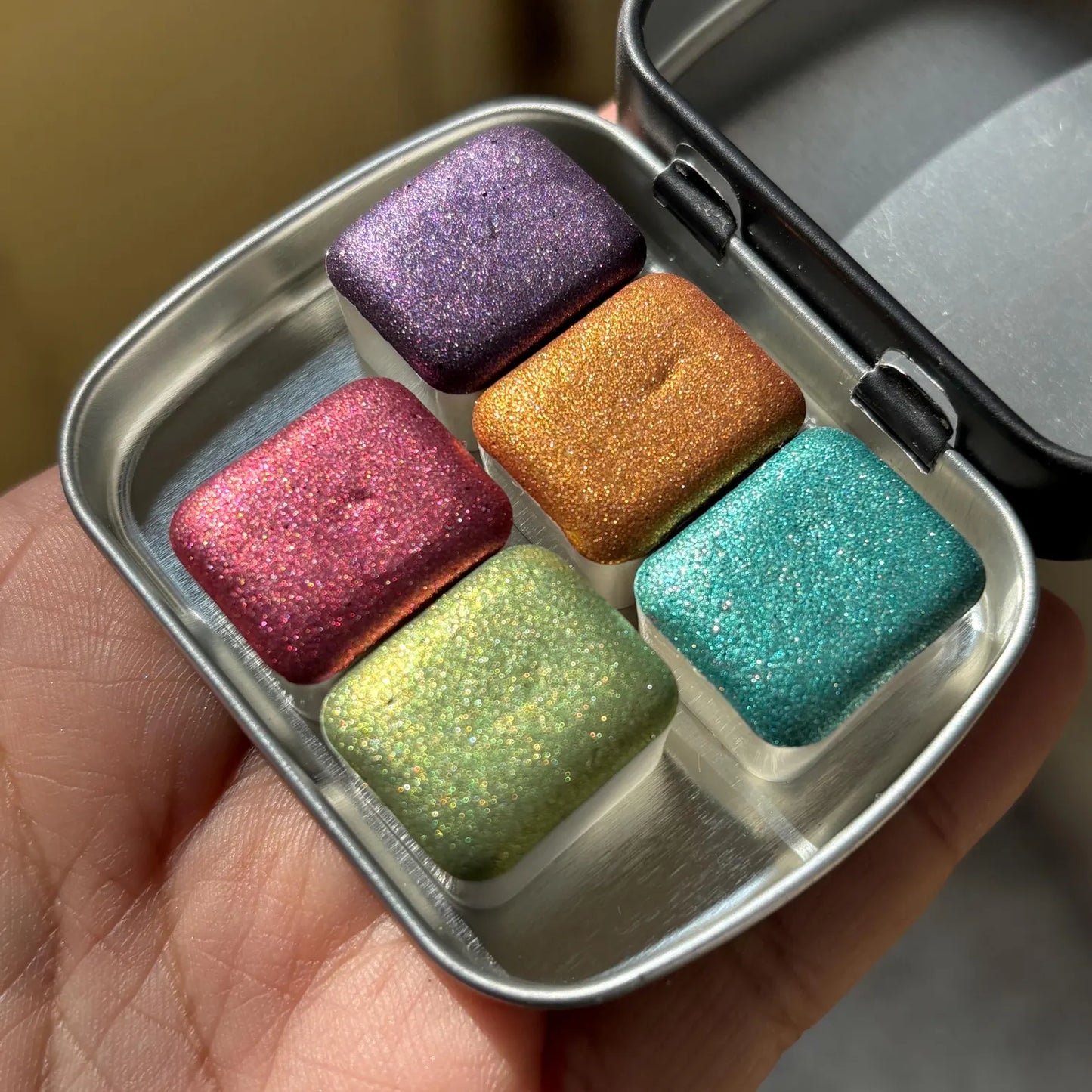 TheoryTheShop - Set FAIRY DUST de acuarelas artesanales súper brillantes HALF PAN (5)