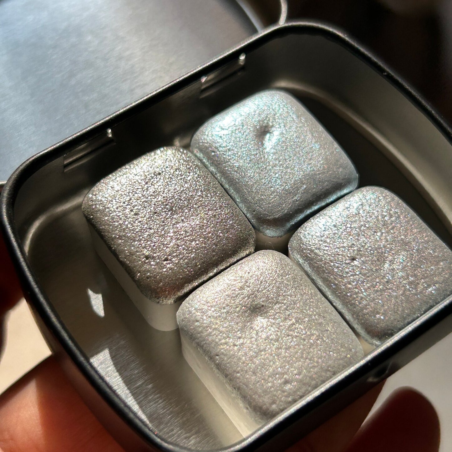 TheoryTheShop - Set SILVER de acuarelas artesanales súper brillantes HALF PAN (4)
